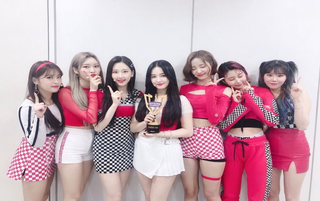 Erik tiết lộ MOMOLAND sẽ tấn công thị trường âm nhạc Việt Nam