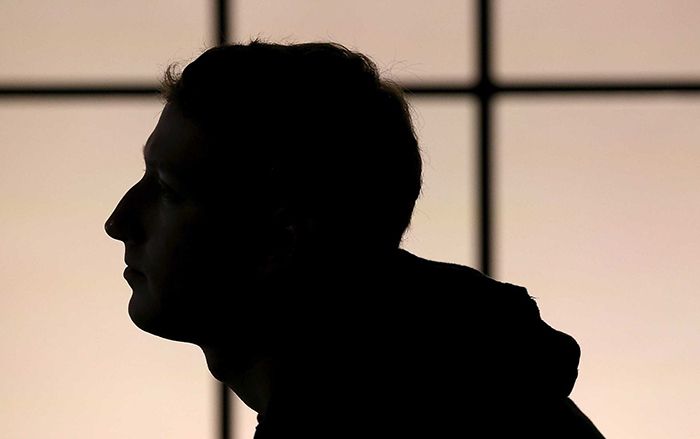 Từ bạn thành thù: 7 đồng nghiệp kề vai sát cánh với Mark Zuckerberg nhưng giờ ghét cay Facebook