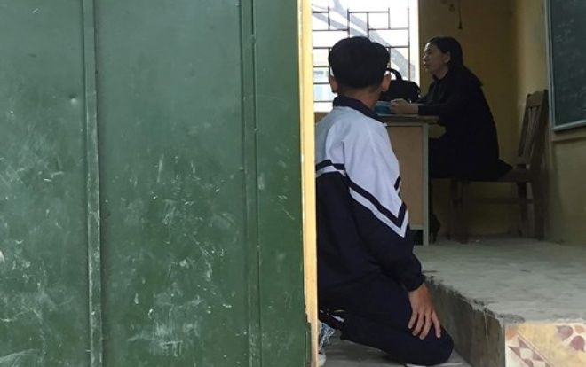 Bắt học sinh quỳ trong giờ học, cô giáo ở Hà Nội bị đình chỉ công tác 1 tuần