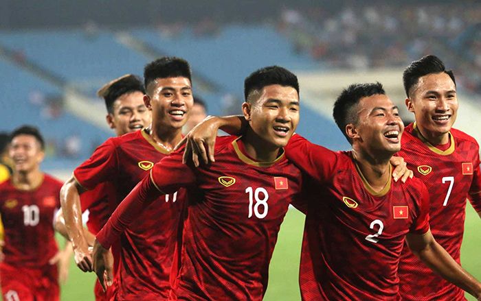 Trận thư hùng giữa ĐT Việt Nam và ĐT Thái Lan tại King's Cup 2019 được phát trên kênh nào?