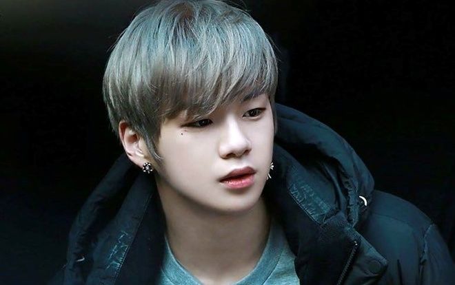 Fan của Kang Daniel (WANNA ONE) gây xúc động với màn ăn mừng thắng kiện đầy cảm xúc