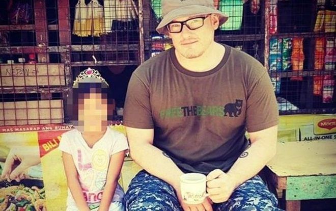 Tội phạm ấu dâm Anh trốn khỏi nơi ở tại Hà Nội sau khi bị vạch trần