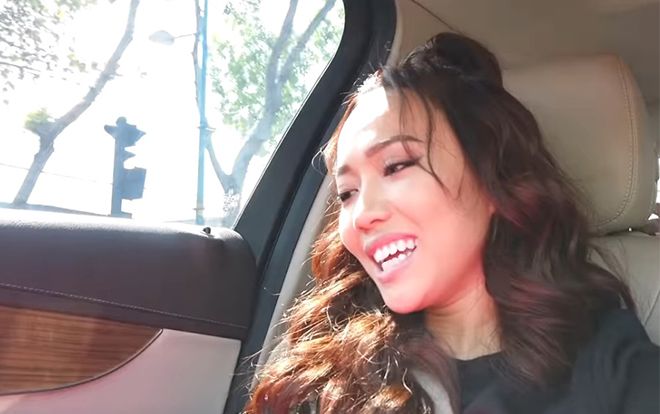 Clip: Cover 'Anh ơi ở lại' (Chi Pu), Diệu Nhi khiến fan hốt hoảng khi mở cửa sổ ô tô để… khoe giọng 'khủng'