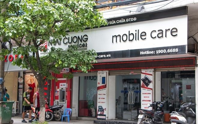 Nhật Cường Mobile bất ngờ mở cửa trở lại để bảo hành cho khách