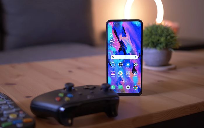 Vì sao giờ là thời điểm tuyệt vời để tìm đến phân khúc smartphone tầm trung tại Việt Nam?