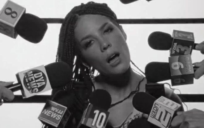 Halsey bất ngờ tung MV Nightmare : Vẫn sự ngông cuồng, bất cần và sẵn sàng đạp đổ mọi định kiến