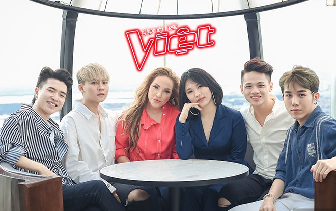 Vừa cán mốc triệu view, biệt đội team Thanh Hà và DOMINIX - Bích Trâm xúng xính livestream trên 'tầng mây 81'