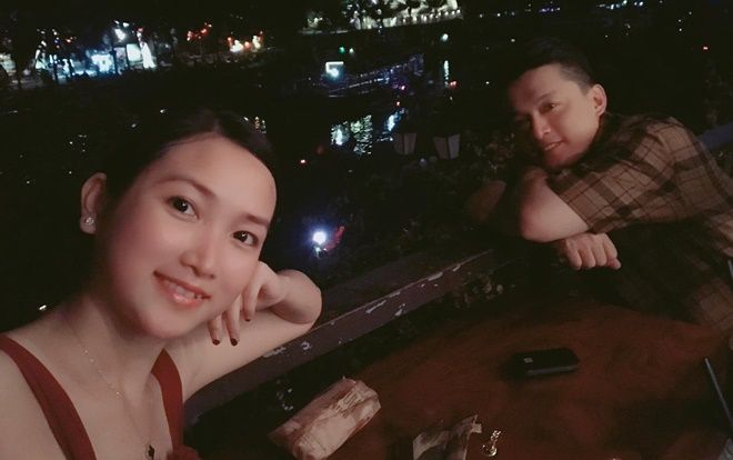 Sau tin đồn trục trặc hôn nhân, Lam Trường và bà xã ngọt ngào đi du lịch cùng nhau