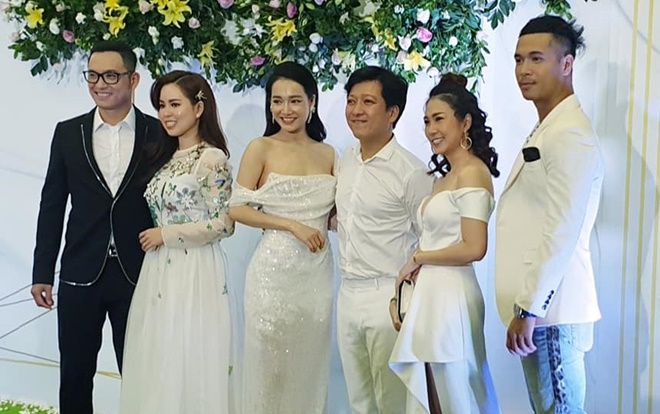 Nhã Phương được Trường Giang cưng chiều hết nấc trong ngày sinh nhật