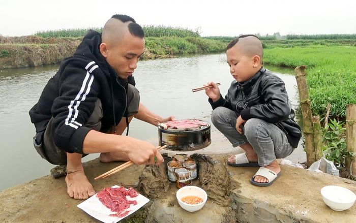 Nhiều kênh YouTube Việt Nam bất ngờ bị tắt tính năng kiếm tiền, có kênh 2 triệu sub đang rất nổi