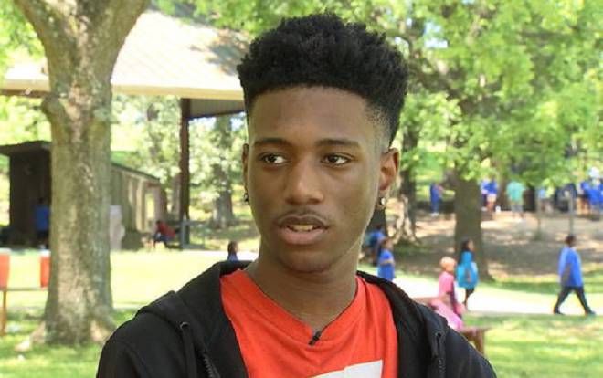 Nam sinh vô gia cư trở thành thủ khoa, trúng tuyển hơn 40 trường Đại học với học bổng 3 triệu USD