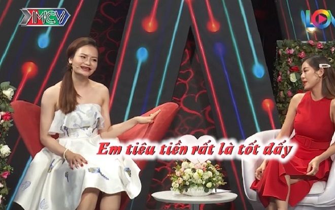 Tiếp tục câu chuyện '3 bát phở': Là do chàng trai ki bo thật hay do cô nàng kia có tính 'đào mỏ'?