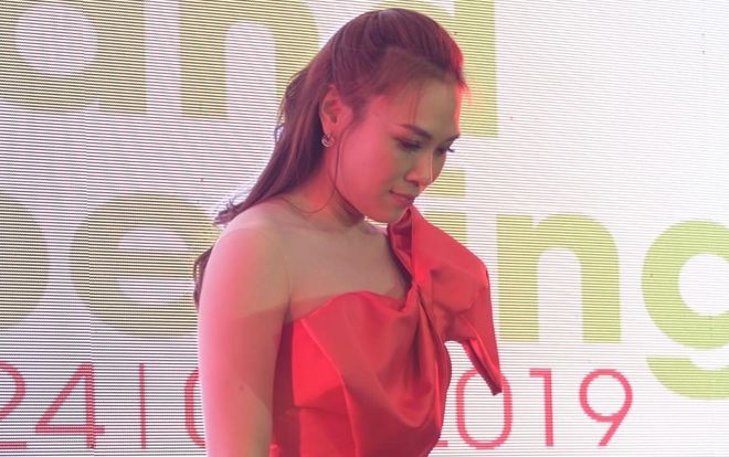 Clip: 2 ngày trước khi album OST lên kệ, Mỹ Tâm không thể hát vì 2 ‘nhân vật’ gây chú ý trong đêm nhạc