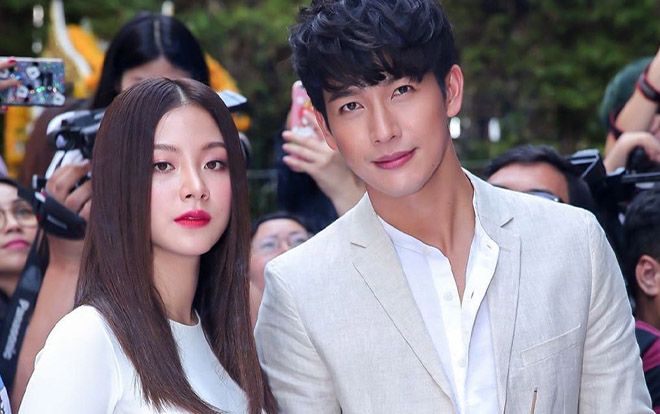 Push Puttichai lãng tử sánh đôi cùng bóng hồng xinh đẹp Baifern Pimchanok tại lễ ra mắt phim 'Chiếc lá bay'