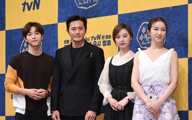 Họp báo 'Arthdal Chronicles': Tương tác ngược giữa Song Joong Ki - Jang Dong Gun và Kim Ji Won - Kim Ok Bin