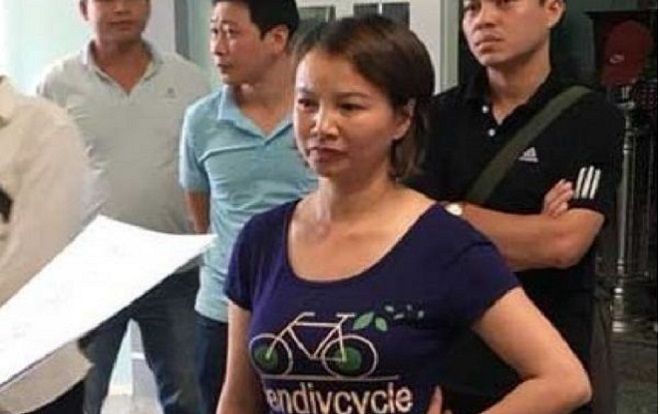 Sau cái chết của nữ sinh giao gà, bà Hiền vừa khóc thương con… đã bình tĩnh livestream hiện trường vụ án trên facecbook