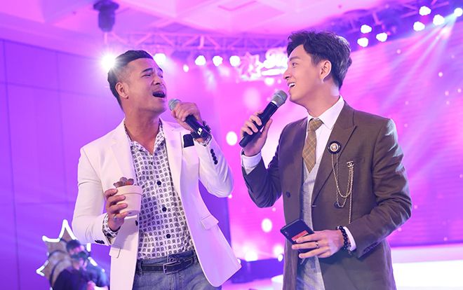 Clip: Trương Thế Vinh 'tái xuất' trổ tài ca hát với bản hit một thời cùng Ngô Kiến Huy