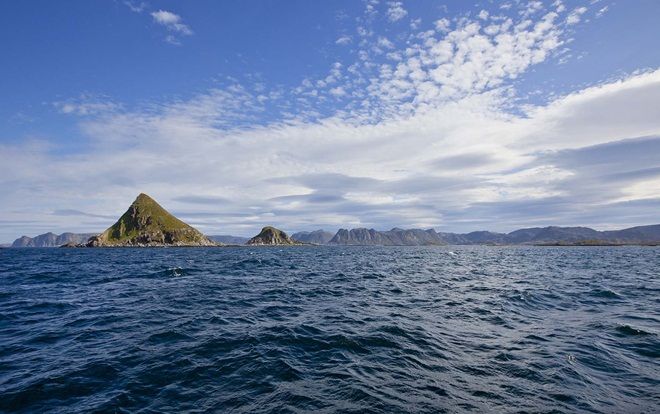 Chàng trai 'chịu chơi' chi 2,3 tỷ đồng mua hẳn 2.100 m2 diện tích biển làm quà tặng bạn gái