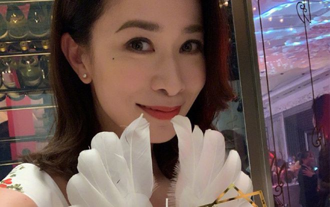 Xa Thi Mạn hạnh phúc đón sinh nhật cùng fan hâm mộ