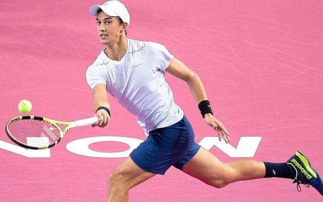 Tay vợt Việt kiều đang gây chấn động tại Roland Garros 2019 là ai?