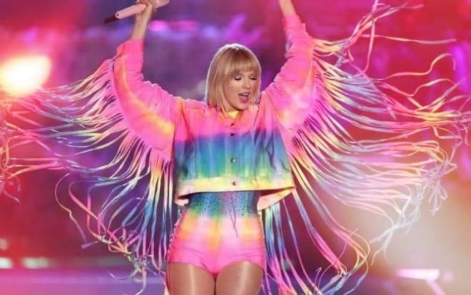 Sân khấu của Taylor Swift tại iheart radio 2019: Mọi điều tuyệt vời được gom góp dành cho cộng đồng LGBT