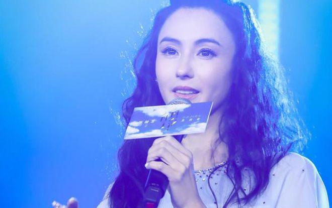 Trương Bá Chi đăng tin 'nhân ngôn khả úy', nghi ngờ đây là lời đáp trả sau khi bị chỉ trích 'nói dối thành nghiện'