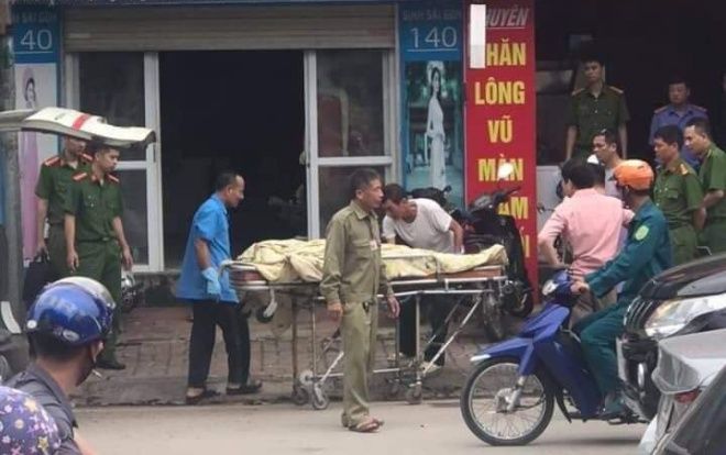 Chủ tiệm may tử vong tại cửa hàng trong quá trình chờ xét xử tội dâm ô người dưới 16 tuổi