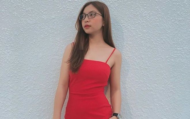 Không tới sân, bạn gái Quang Hải, Văn Lâm cổ vũ theo cách đặc biệt