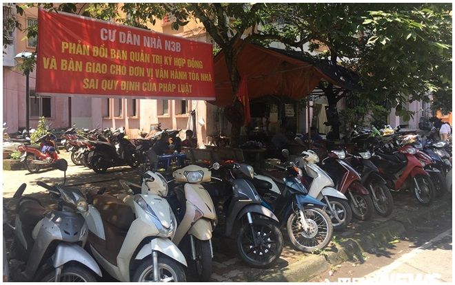 Nhóm người lạ gây rối, đòi quyền quản lý tòa chung cư ở Hà Nội