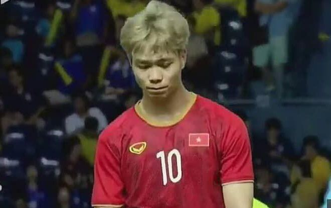 Nước mắt Công Phượng và chúng ta đừng xấu xí hơn CĐV Thái Lan