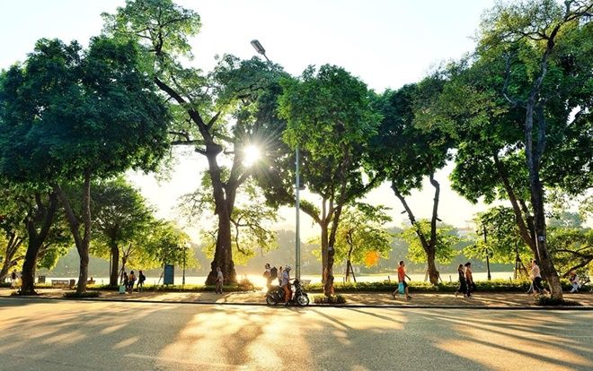 Bắc Bộ và Trung Bộ bước vào đỉnh điểm của đợt nắng nóng, cảnh báo tia UV ở mức gây hại cao