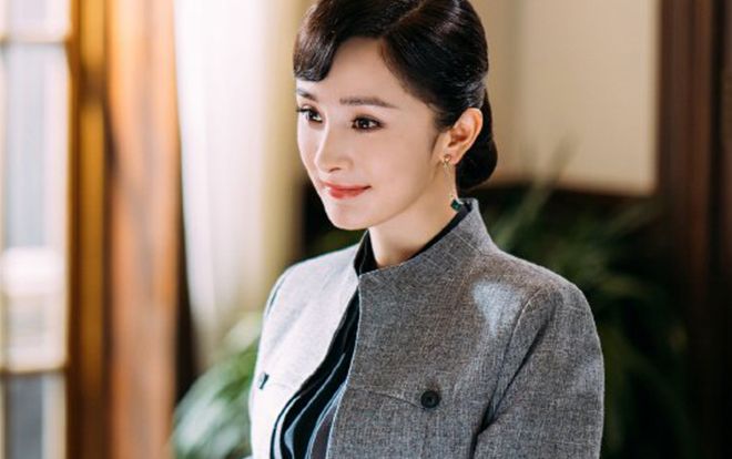 Dương Mịch trả lời như thế nào khi được hỏi 'Nếu Vương Tư Thông hỏi cưới chị sẽ đồng ý chứ?'