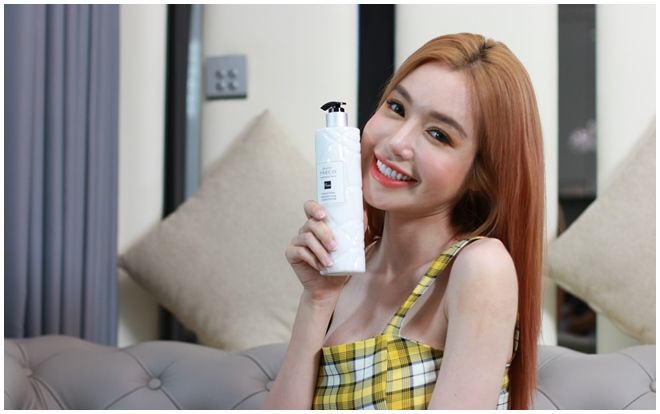 Bí quyết dưỡng tóc chuẩn salon tại nhà với Parco của hot mom xinh đẹp Elly Trần