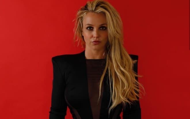 Britney Spears: 'Hình ảnh tôi mập hơn 20 ký hôm qua là dối trá, tôi chỉ như… một cây kim'