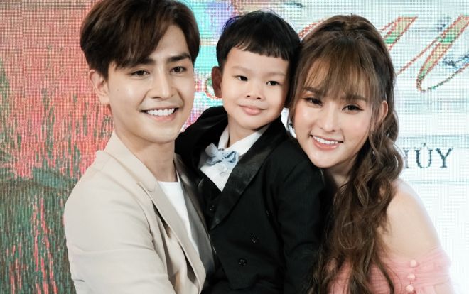 Thu Thủy lần đầu công khai bạn trai mới, nghẹn nước mắt trong buổi ra mắt MV 'Thanh xuân từng đẹp đến thế'