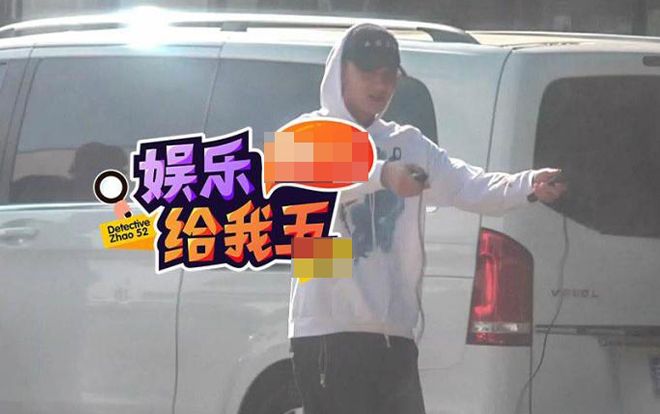 Hoàng Tử Thao vì giảm mỡ mà tập thể dục bất chấp thời gian, địa điểm