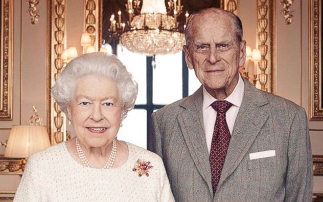 Nữ hoàng Elizabeth và phu quân không sống cùng nhau