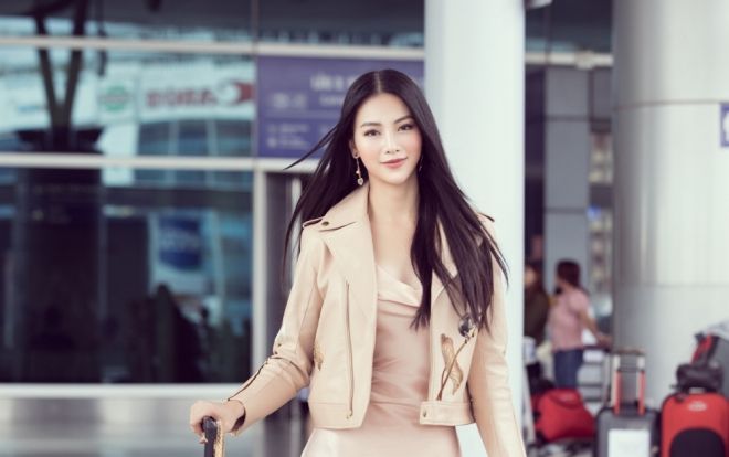 Đi chấm thi Miss Earth Singapore, Hoa hậu Phương Khánh đẹp như thần Vệ Nữ làm náo loạn sân bay