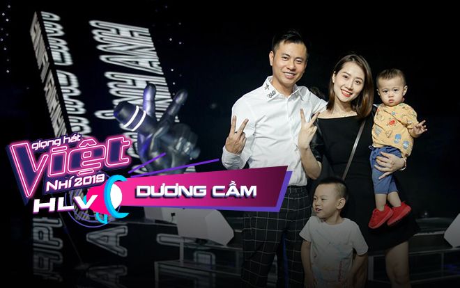 Khoảnh khắc siêu đáng yêu của gia đình Dương Cầm trong hậu trường The Voice Kids 2019
