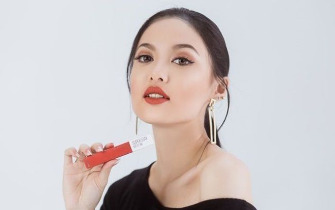 Bạn 'đau đầu' khi đi tìm dòng son lâu trôi bền màu? Đừng lo vì tất tần tật có tại đây!