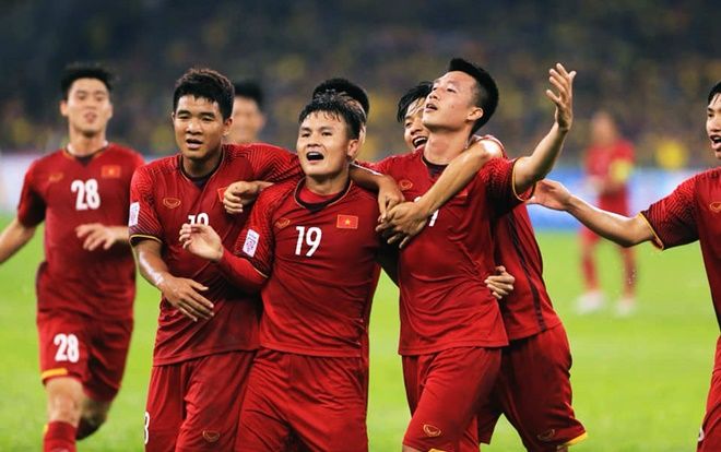 Tuyển Việt Nam vượt Thái Lan tăng 20 bậc trên BXH FIFA