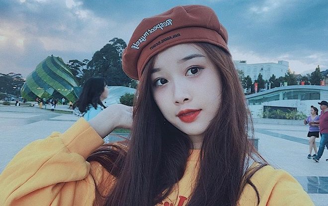 Bạn gái Văn Toàn: 'Tôi đòi chia tay nhưng Văn Toàn mặt dày nhất định không chịu'