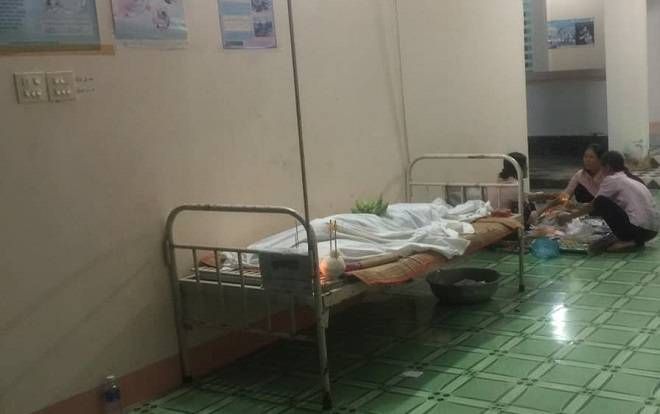 Biết vợ đi chơi cùng hàng xóm, chồng nổi cơn ghen tuông sát hại 'tình địch'