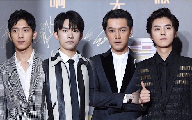 Lộc Hàm - Dịch Dương Thiên Tỉ cùng loạt minh tinh C-biz bừng sáng trên thảm đỏ 'Đêm hội phim Weibo 2019'