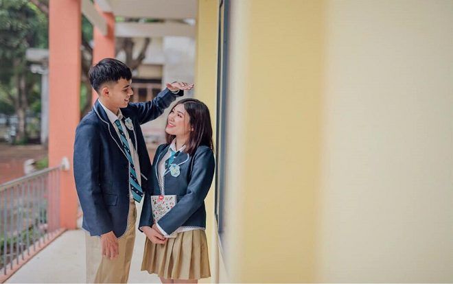 Xuýt xoa với bộ ảnh kỷ yếu ‘tình bể bình’ của cặp bạn thân đến từ ĐakLak