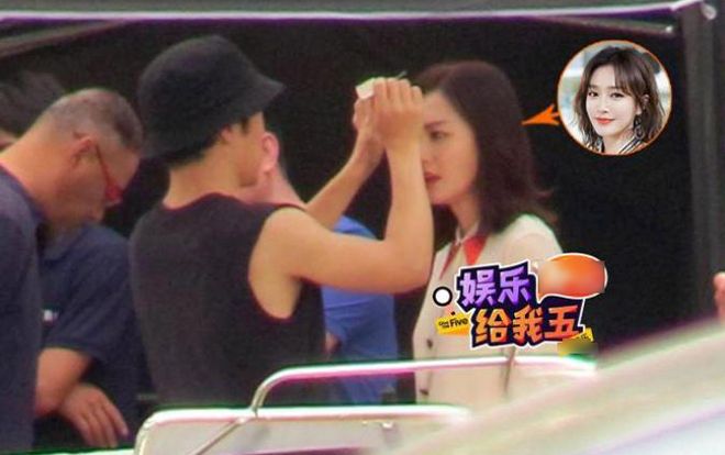 Sự thật phía sau việc Tần Lam tranh cãi với đạo diễn trên phim trường