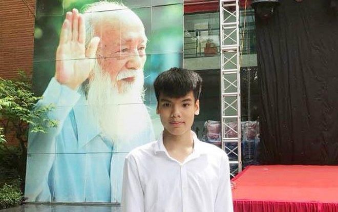 Con trai của nữ lao công bị ô tô 'điên' đâm tử vong đỗ vào lớp 10 trường Lương Thế Vinh