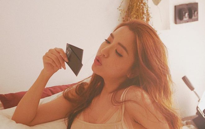 Bích Phương tiếp tục thả 'bùa yêu' cùng tóc dài bềnh bồng, dân tình lại điêu đứng không rời