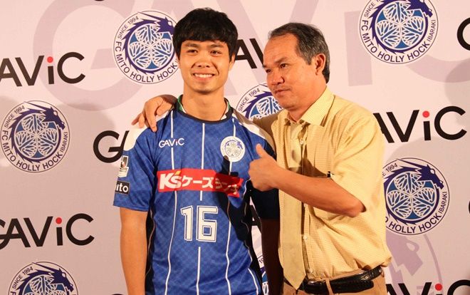 Bầu Đức từ chối CLB châu Âu, Công Phượng lỡ cơ hội đá Champions League