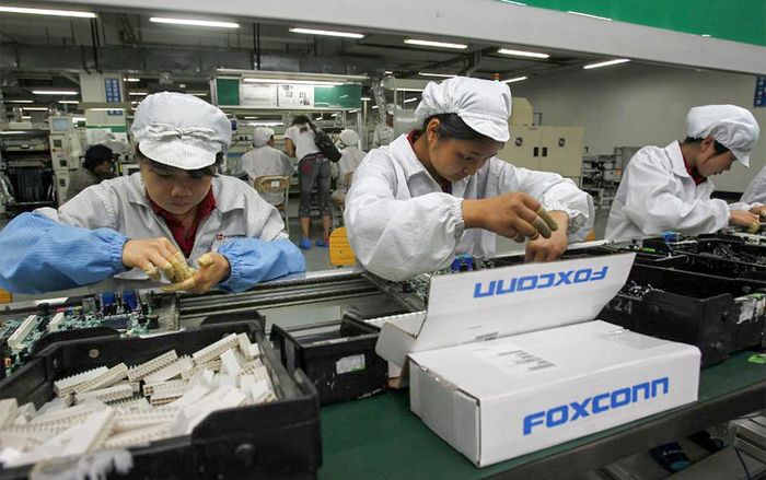 Foxconn giục Apple chuyển nhà máy ra khỏi Trung Quốc để lánh nạn
